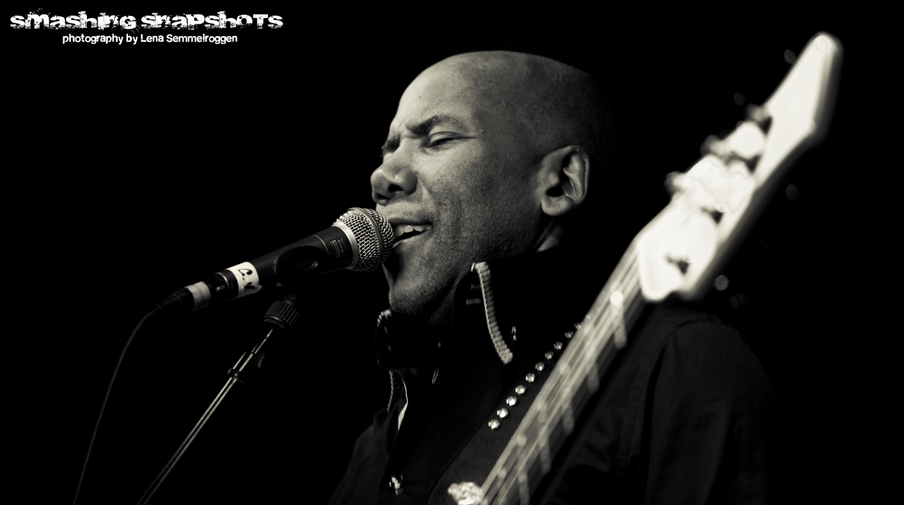 Nathan East