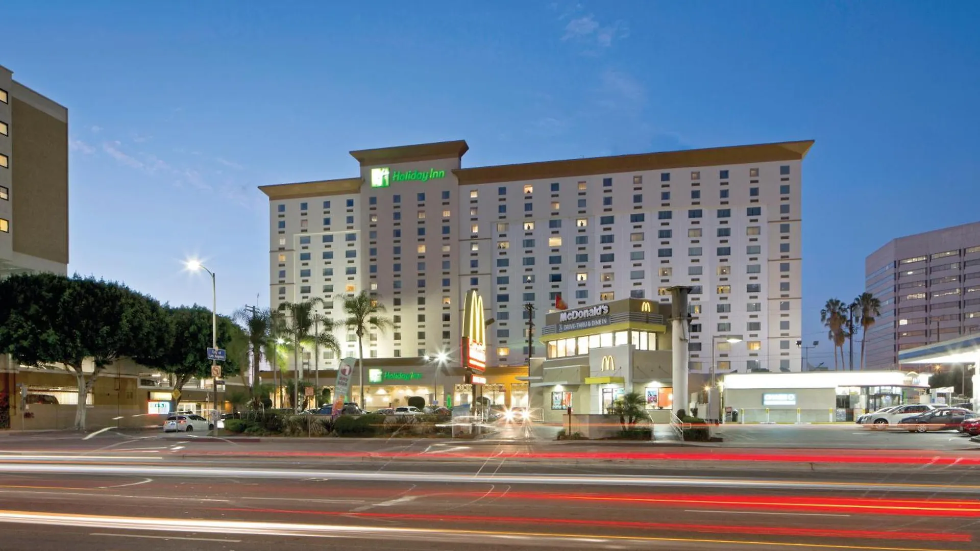 Nahe dem Museum of Jurassic Technology: 6 Hotels im Vergleich